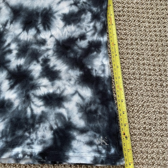 Calvin Klein Women’s Tie Dye Tank Top in Navy White. - Picture 4 of 6